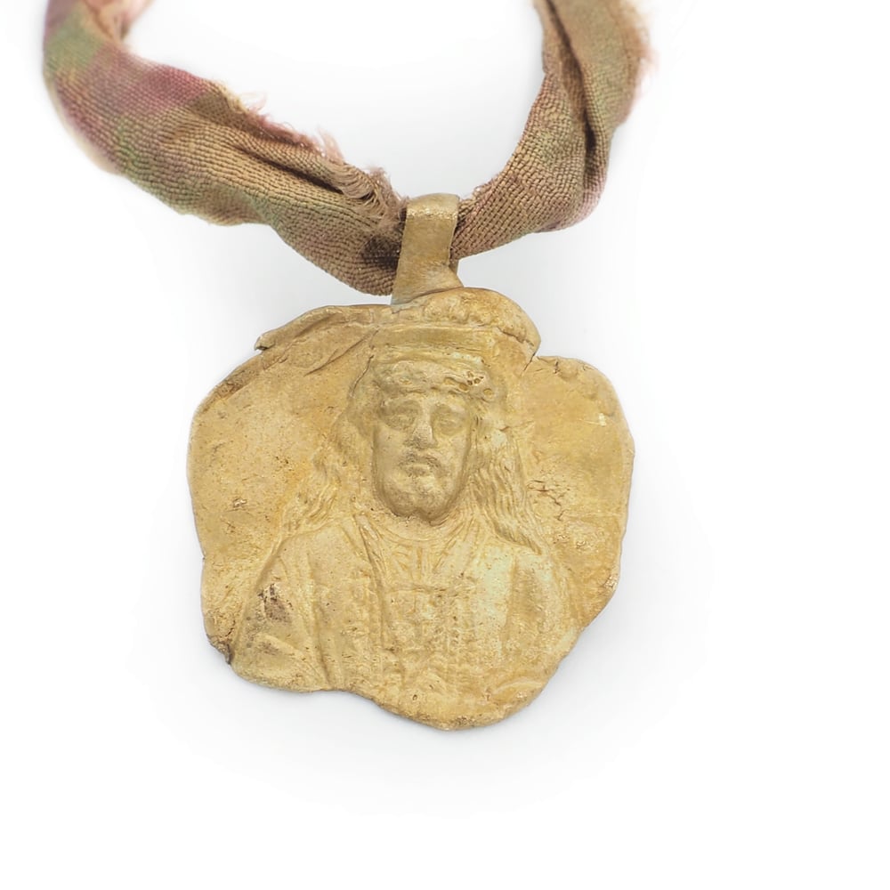 Image of Medalla con Cristo de Medinaceli