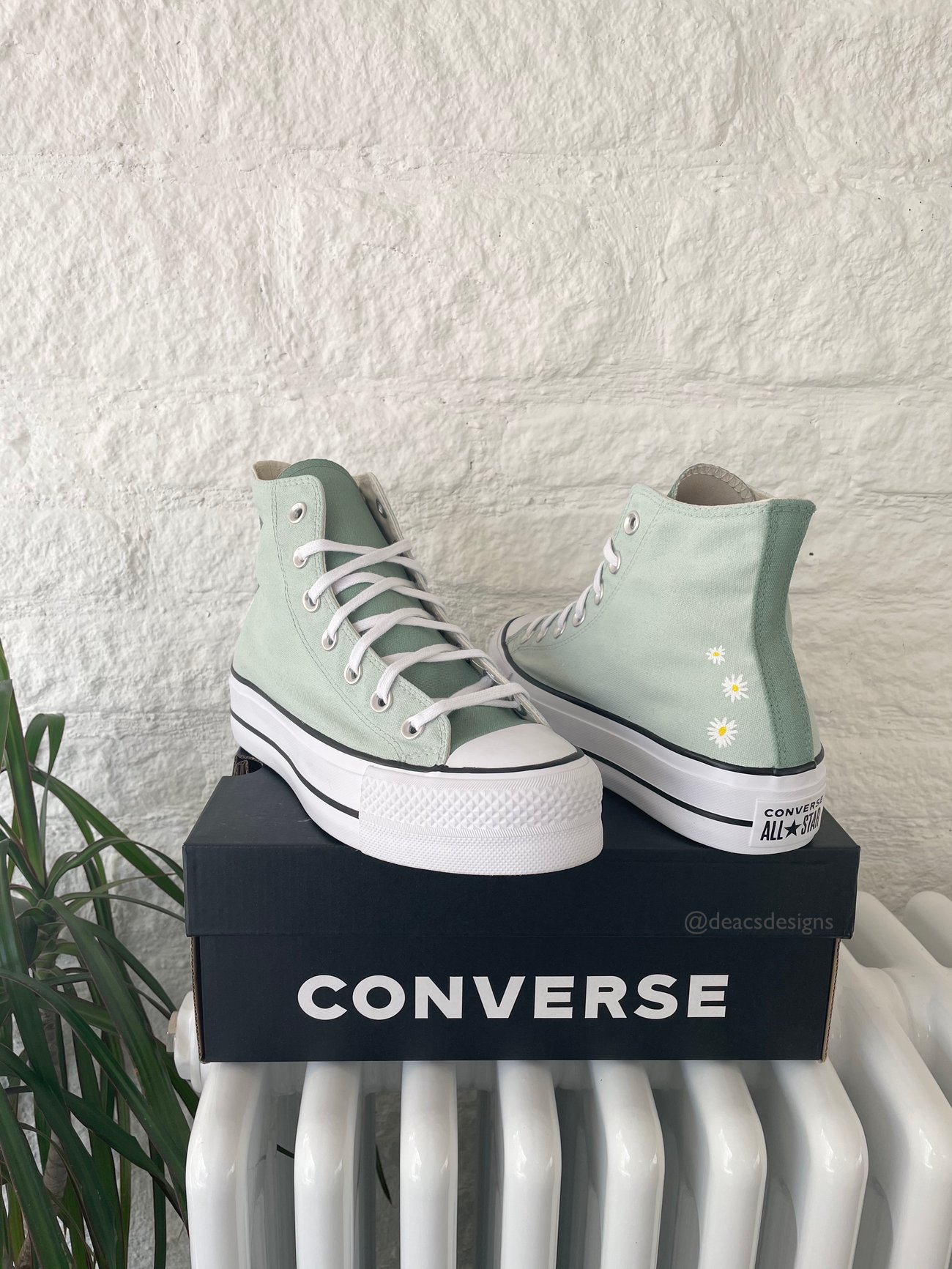 olive platform converse