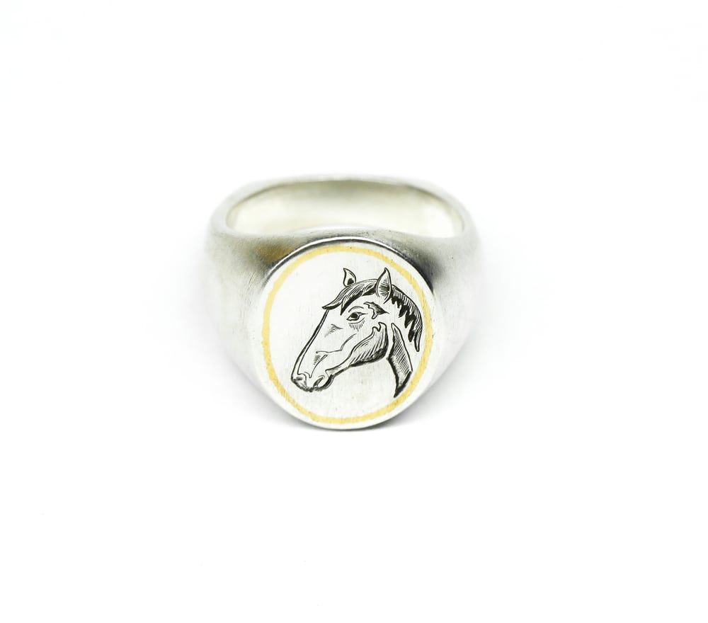 Image of Lucky Horse Signet 