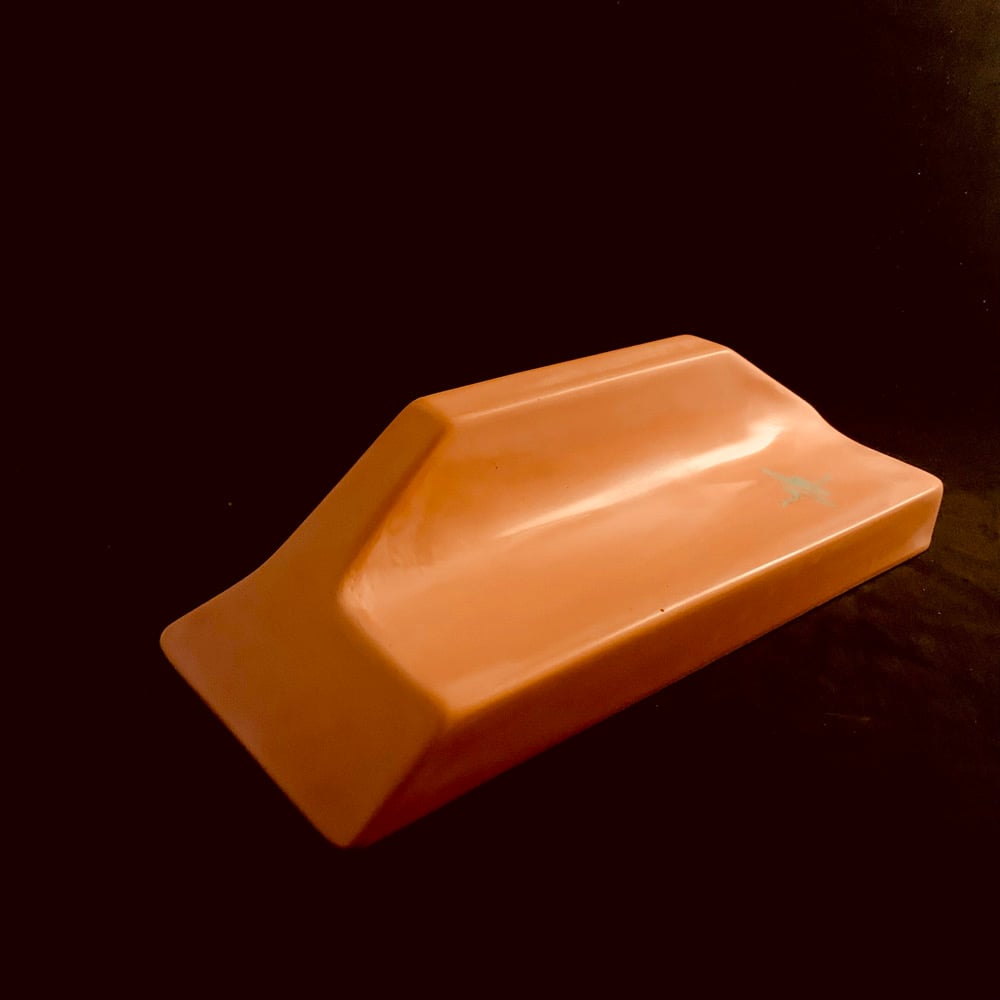 Image of Wired Ramps Slope'd Barrier Ledge (Brick color)