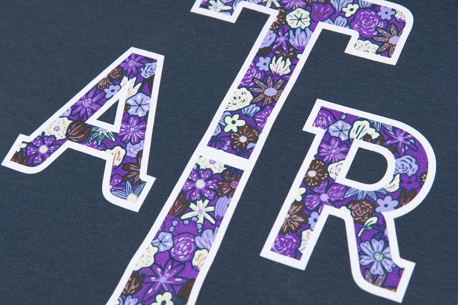 Image of ATR RGLR FLORAL TEE NAVY