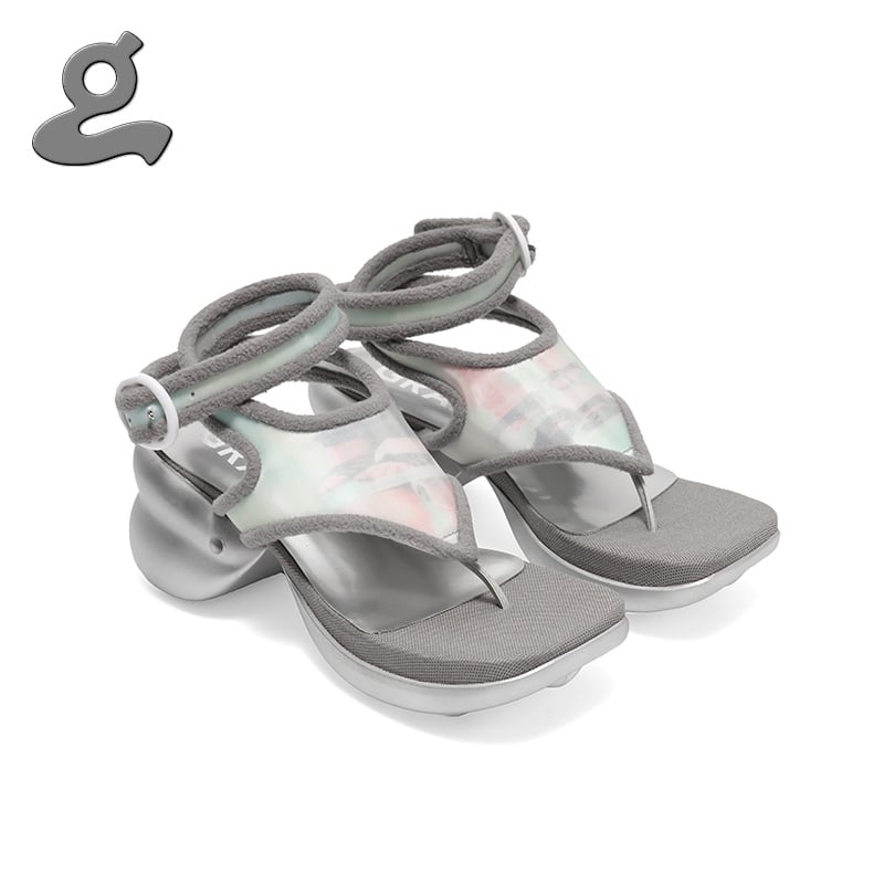 Image of Grey printing flip flops
