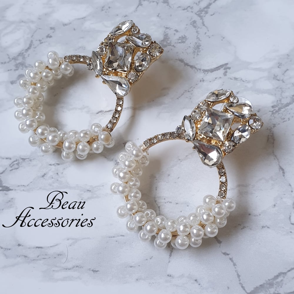 Image of Pearl Drop Rhinestone Statement Earrings 