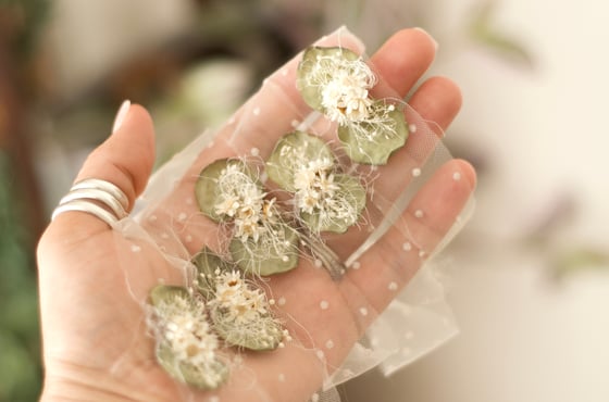 Image of Tulle and flowers headband