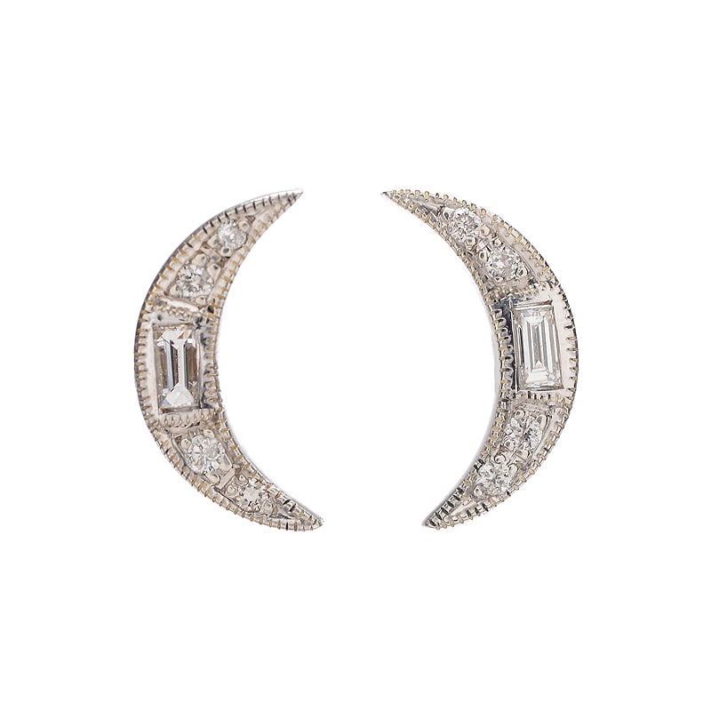 Image of Un Hada Crescent Moon Studs