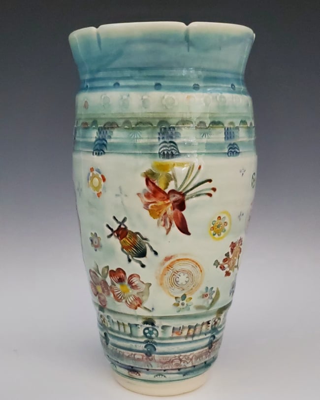 Red MacCaw Garden Vase