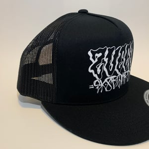 Image of Zucca Snapback Trucker Hat