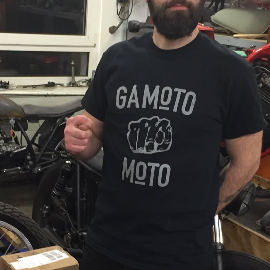Image of GAMOTO MOTO  OG Logo ‚Blousaki’/T-Shirt