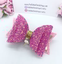 Image 4 of Flamingo charm bow