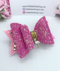 Image 3 of Flamingo charm bow