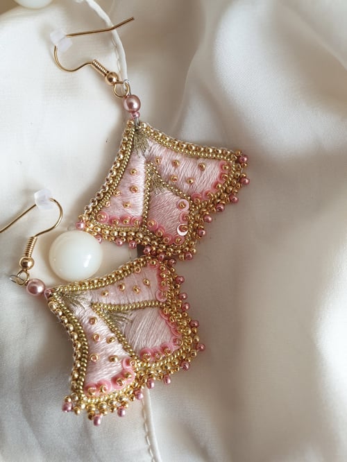 Image of Boucles d'oreilles SHANA rose poudré