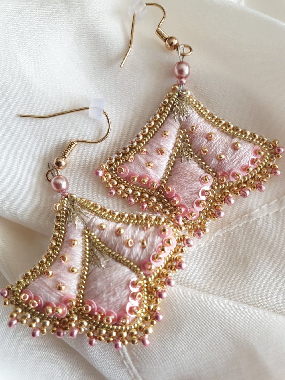Image of Boucles d'oreilles SHANA rose poudré