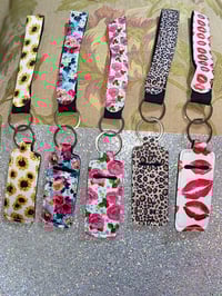 Image 1 of Lip product holder