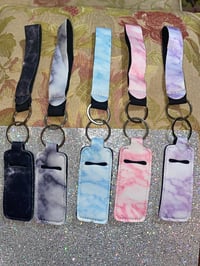 Image 3 of Lip product holder