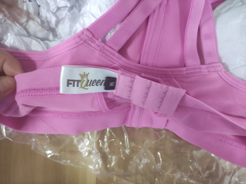 Fitqueens sports bra