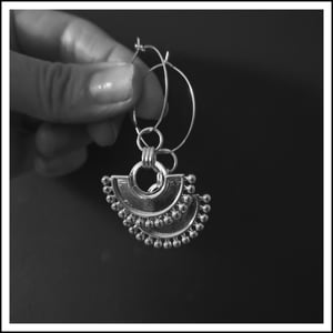 Image of Aphrodite Hoops