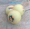 Birthday cake bath melts