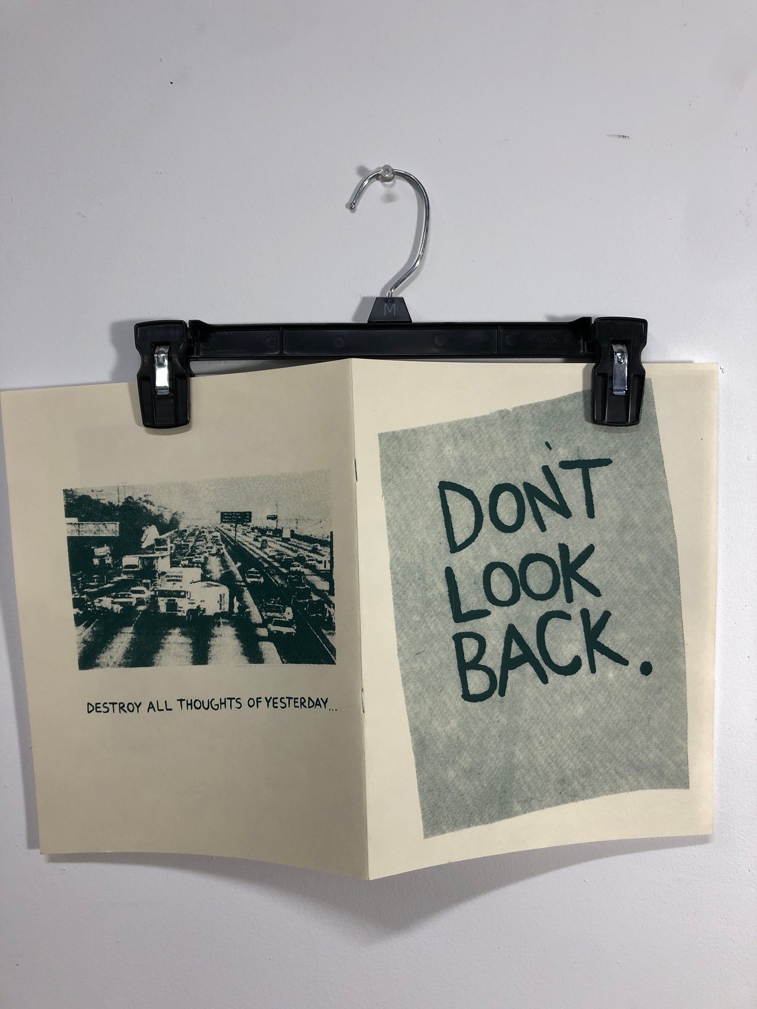 Image of DON’T LOOK BACK 