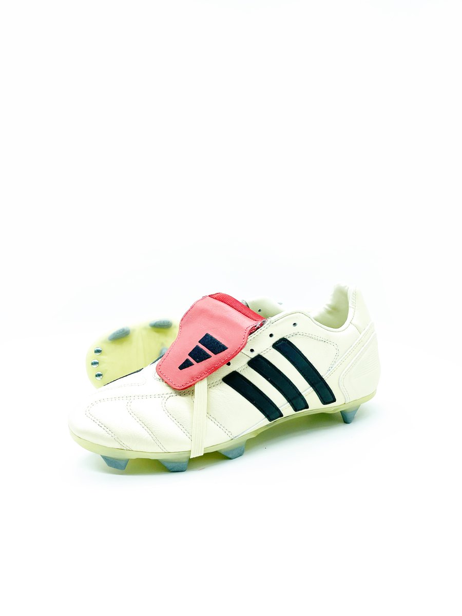 Image of Adidas Predator Manic  SG
