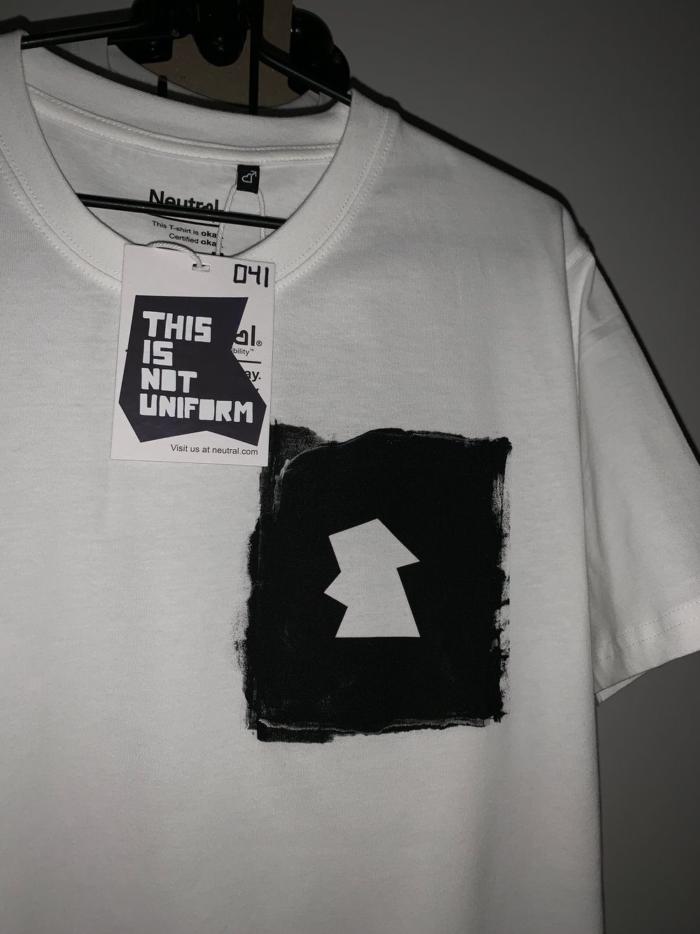 #041 M Mens Tee