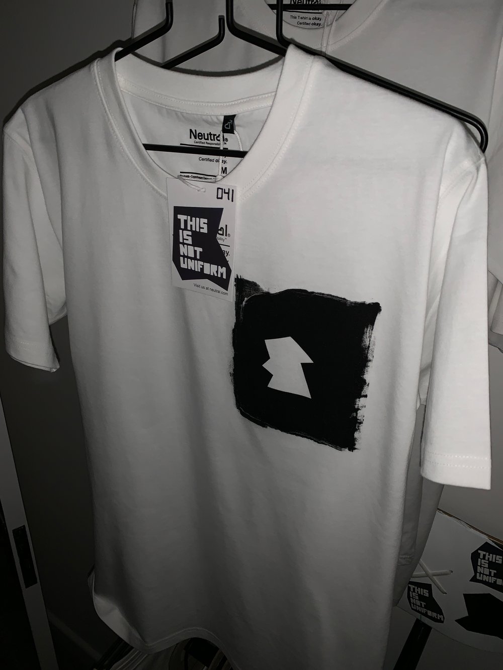 #041 M Mens Tee