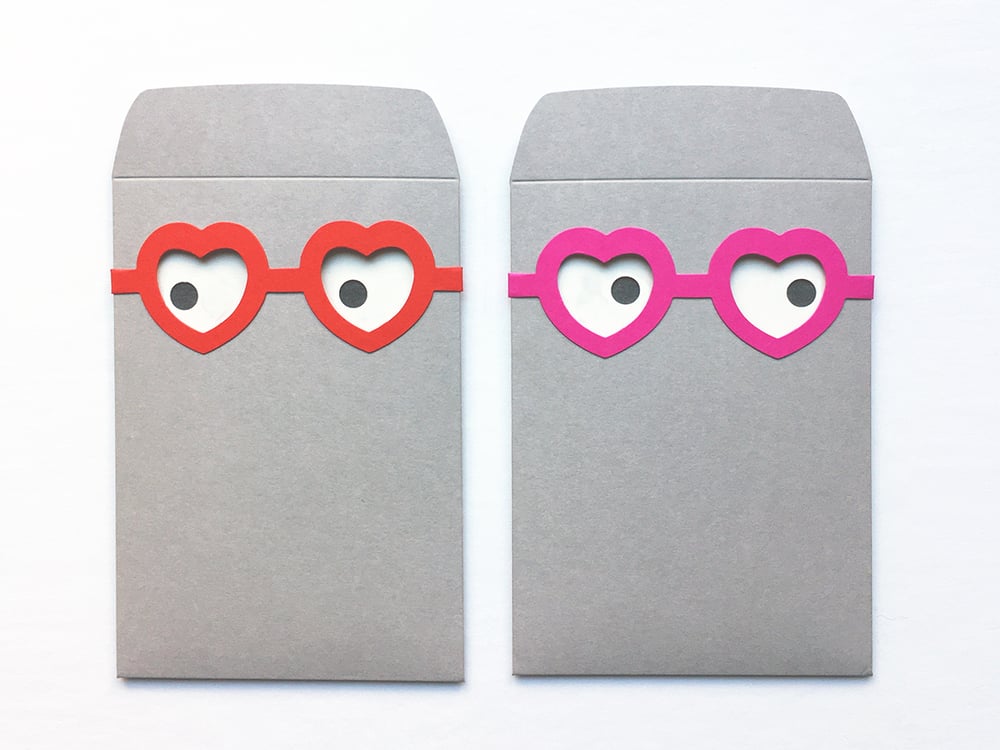 Image of 2 x the villa envelope and its heart glasses