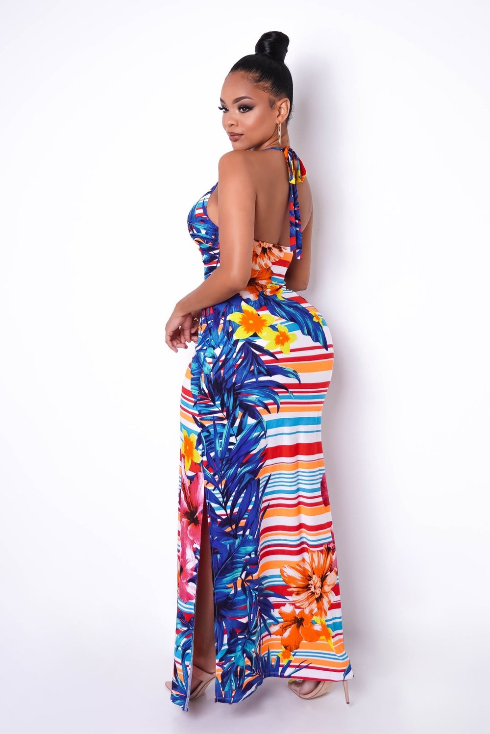 Image of Mystery lady Maxi