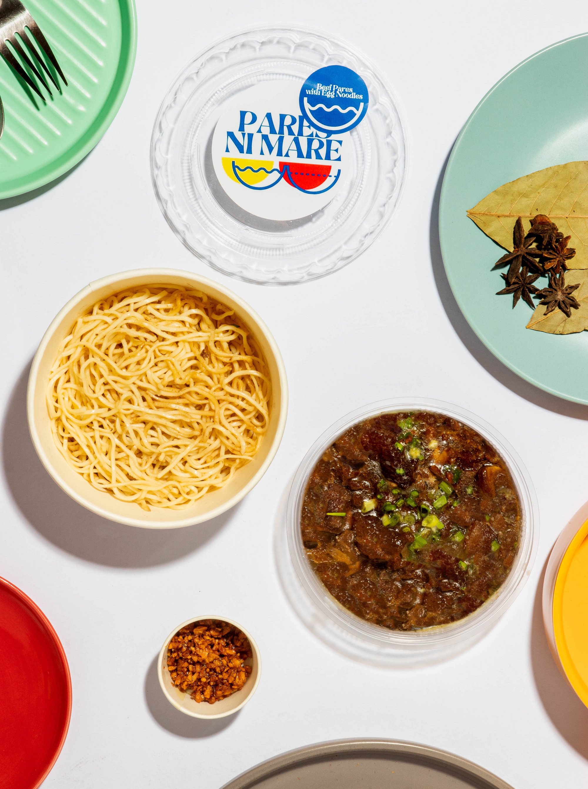 Beef Pares with Egg Noodles paresnimare