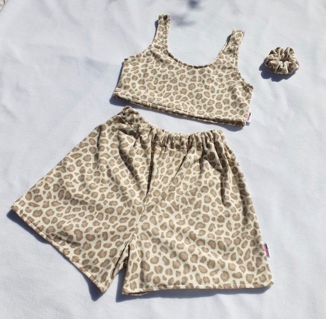 Snow leopard print shorts 