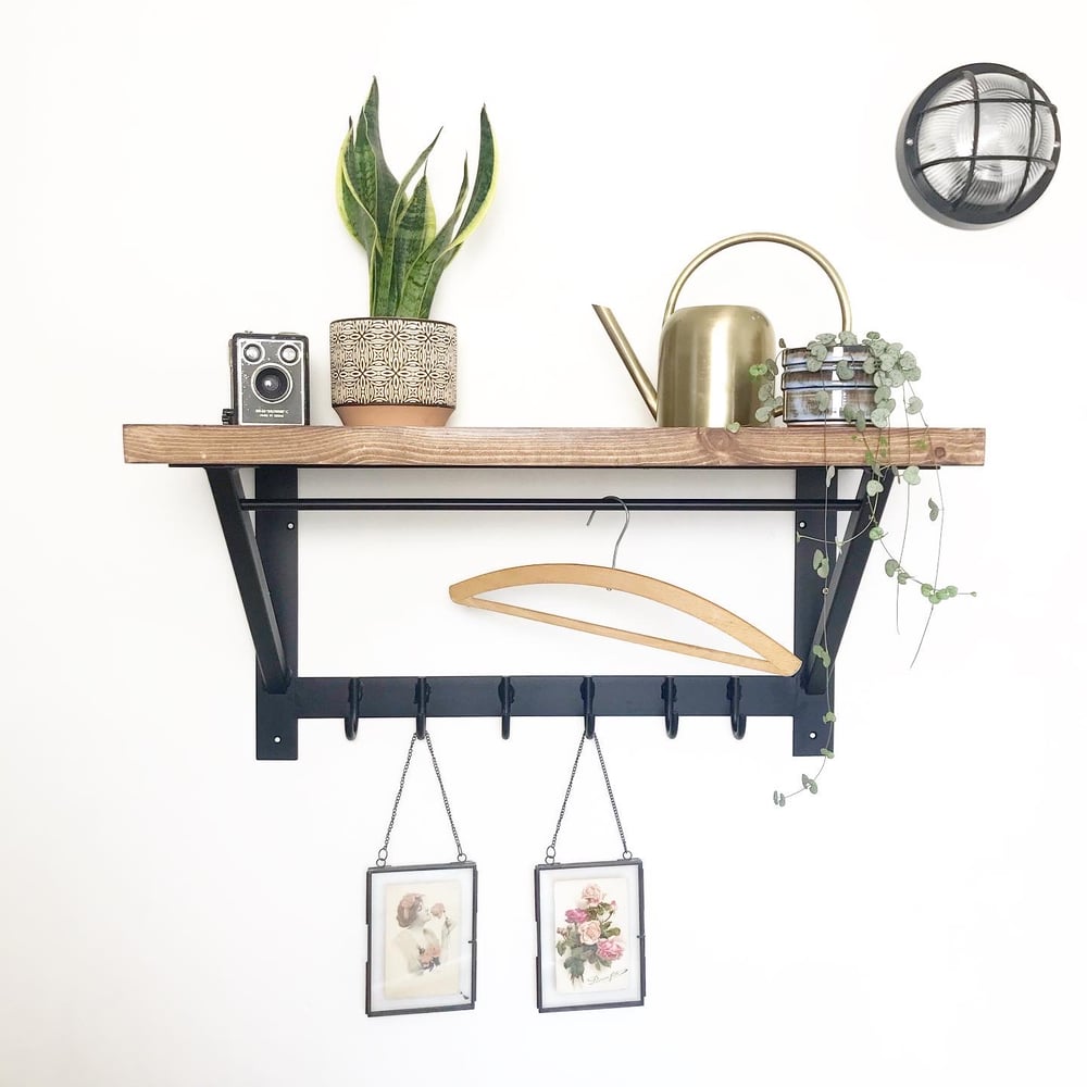 Industrial storage shelf
