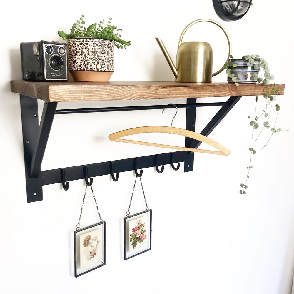 Industrial storage shelf