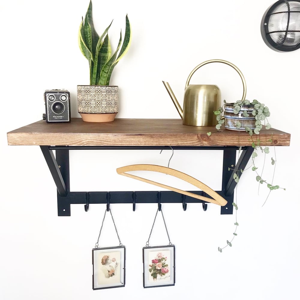 Industrial storage shelf