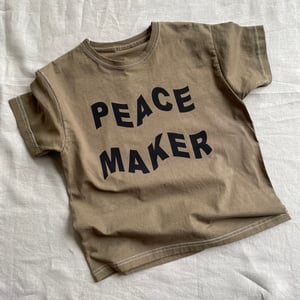 Peace Maker T-shirt in Dirt