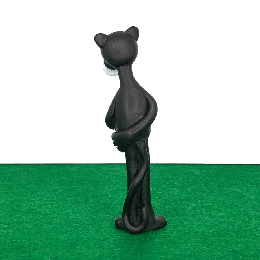 Image of The Pick Panther - color black