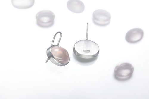 Image of "Love/ Spring" silver earrings with rose quartz · 愛 春 ·