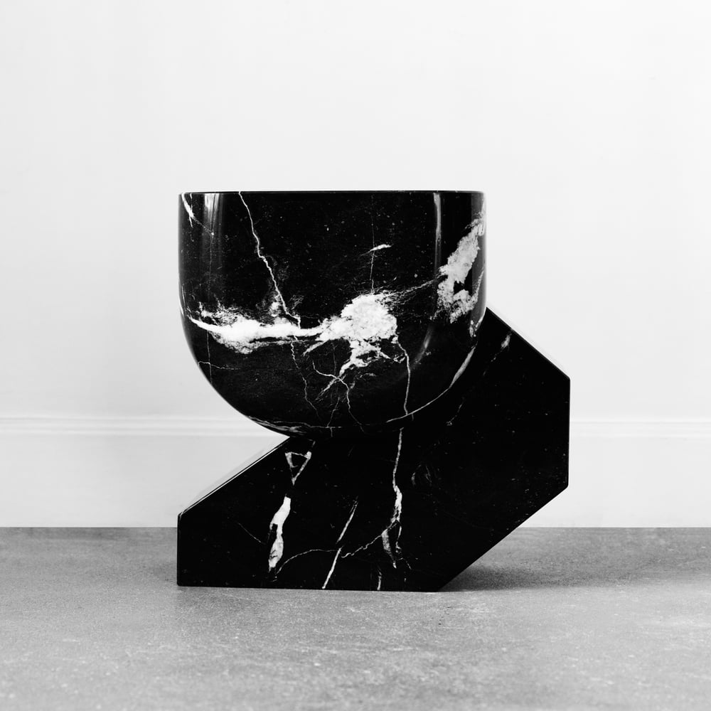 sidetable.02 -Limited of 6