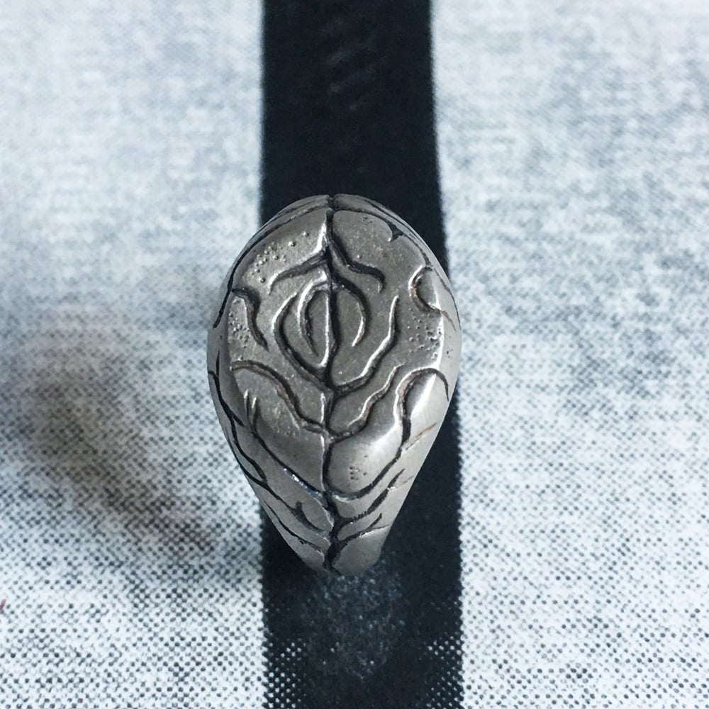 Image of THE SIGNET RING - MATTE 