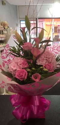 Image 4 of The Modern Handtied Bouquet 💐 