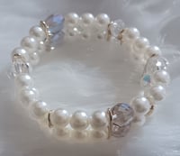Image 4 of White Pearl Bracelet 