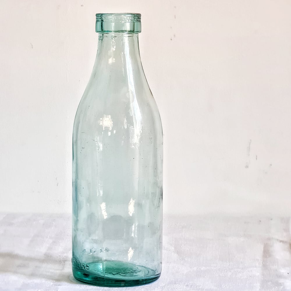 bouteille-de-lait-en-verre-15-cm – Mairie de Rivière-Salée