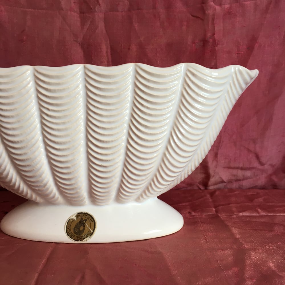 Image of Dartmouth ripple Mantle vase 