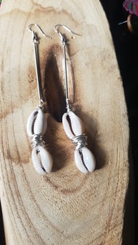 Image 2 of Cowrie Shell Ear-Rings Collection (1)