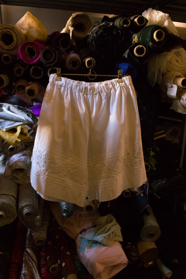 Image of BISCOTTO SHORTS white cotton 