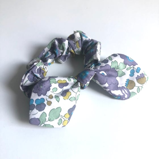Image of Liberty Knot Bow Scrunchie #8
