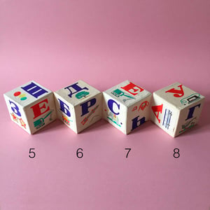 Image of Cube alphabet russe