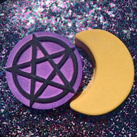 Pentagram Foaming Vegan Bath Bomb