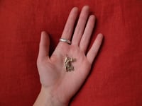 Image 2 of HANDSTAND MOUSE