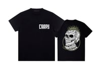 Image 1 of Skull Carry · Camiseta Negra