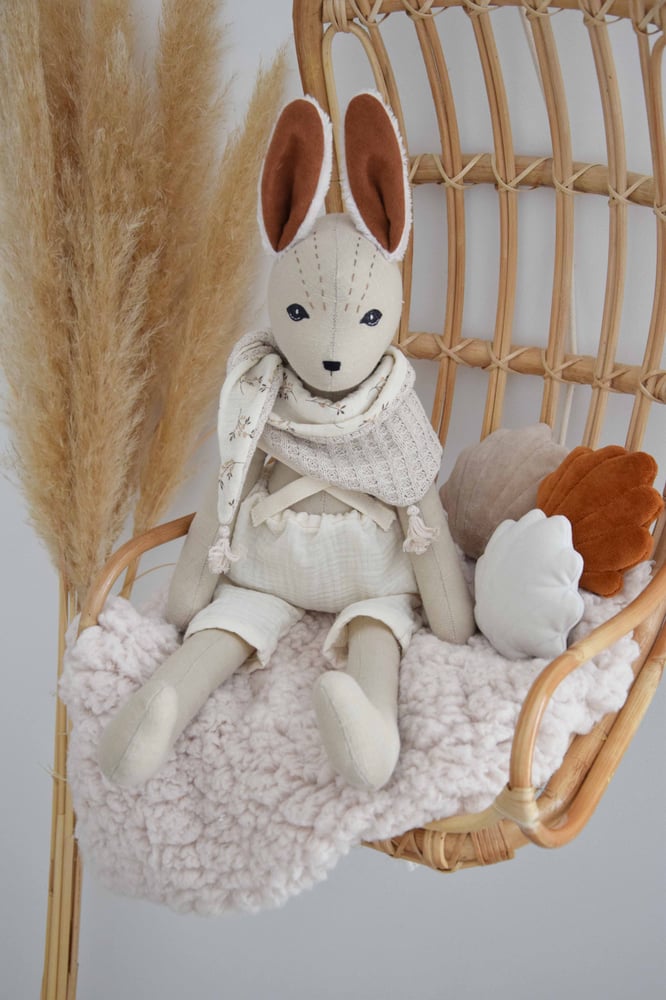 Image of maxi lapinou Gabin feuillage