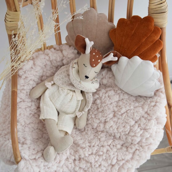 Image of Mini faon Hector feuillage